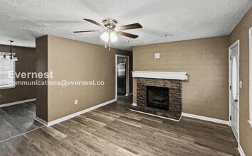 4756 Hand Ln in Gardendale, AL - Building Photo - Building Photo