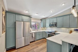 7850 NW 53rd Ct in Lauderhill, FL - Building Photo - Building Photo