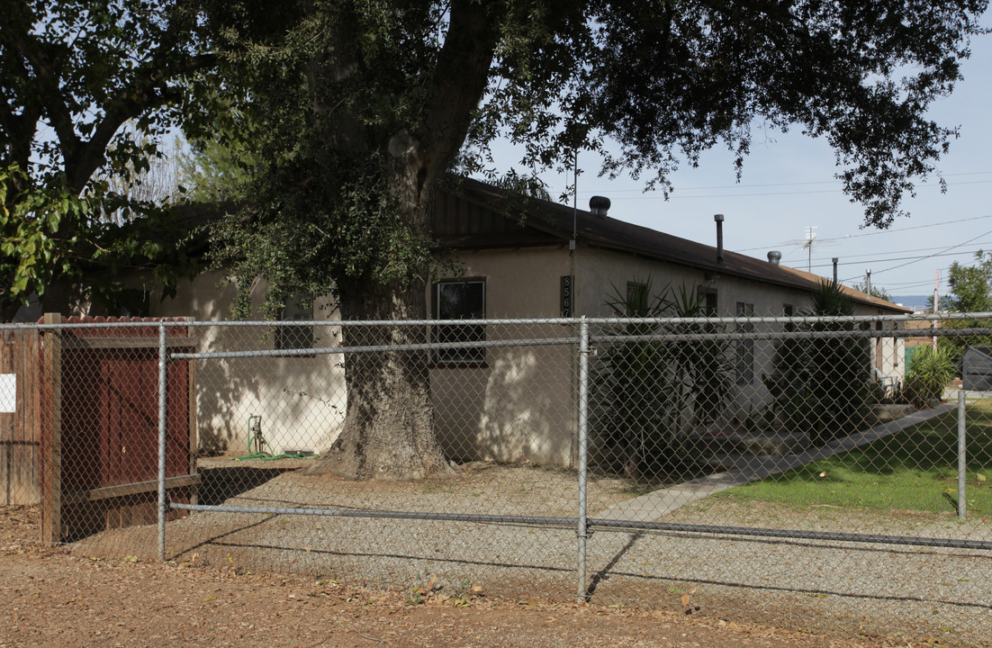 8567 Janet Ave in Riverside, CA - Building Photo