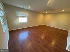 45 Windsor Mews in Cherry Hill Township, NJ - Building Photo - Building Photo