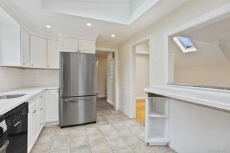 49 Columbus Ave in Pleasantville, NY - Building Photo - Building Photo