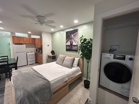 137 W 600 N in Salt Lake City, UT - Building Photo