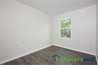 814 Showell Ct photo'