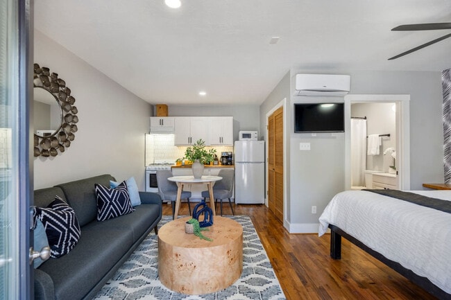 4952 Polk St, Unit SI ID1531103P