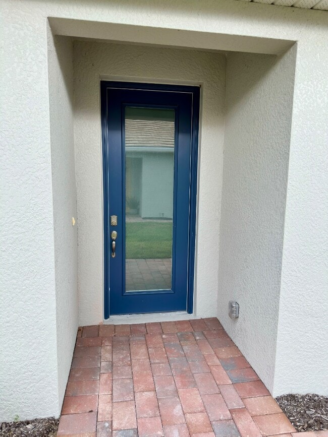 1079 Enbrook Lp in Naples, FL - Building Photo - Building Photo