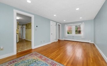 264 Centre St in Danvers, MA - Building Photo - Building Photo