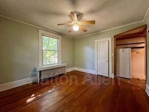 130 Edwin Pl in Asheville, NC - Building Photo - Building Photo