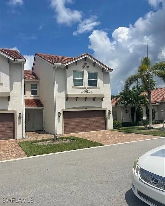 property at 7139 Greenwood Park Cir