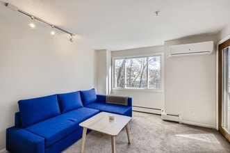 2201 Pearl St in Boulder, CO - Building Photo - Building Photo