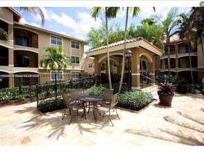 100 SW 117th Terrace in Hollywood, FL - Building Photo - Building Photo