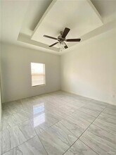 1713 W Garrison Dr, Unit 3 in Pharr, TX - Building Photo - Building Photo