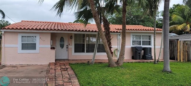 2717 Scott St in Hollywood, FL - Building Photo - Building Photo