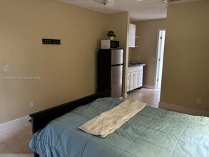 2963 Genoa Pl in West Palm Beach, FL - Building Photo - Building Photo