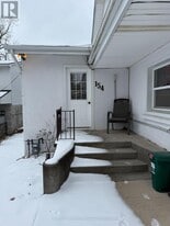 154 Ridge Rd N in Fort Erie, ON - Building Photo