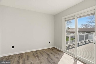 7897 Pavilion Dr in Severn, MD - Building Photo - Building Photo