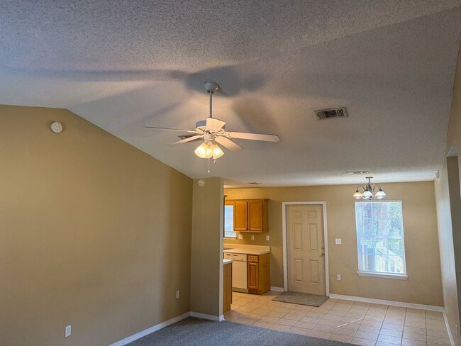 116 Lonnie Jack Dr in Crestview, FL - Building Photo - Building Photo