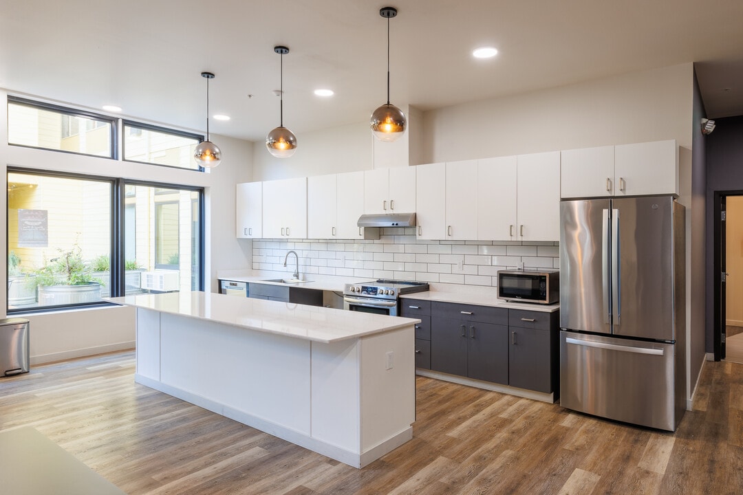 Bode-125 - Project S21 in Seattle, WA - Building Photo