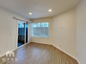 2522 T St in Sacramento, CA - Foto de edificio - Building Photo