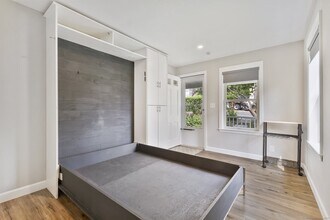 79 Hamilton Ave in Greenwich, CT - Building Photo - Building Photo