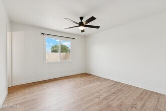 4740 W Columbine Dr in Glendale, AZ - Building Photo - Building Photo