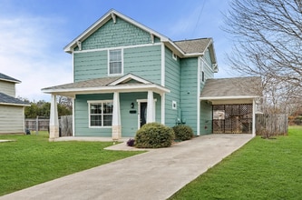 1124 N Penelope St in Belton, TX - Foto de edificio - Building Photo