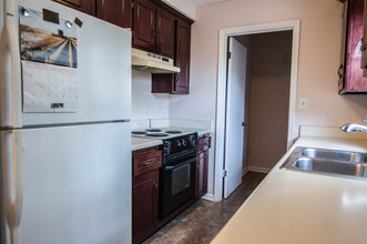 910 Ryan Dr in Clarksville, TN - Building Photo - Building Photo