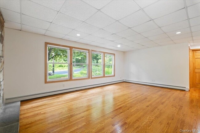272 Brewster Hill Rd in Brewster, NY - Building Photo - Building Photo