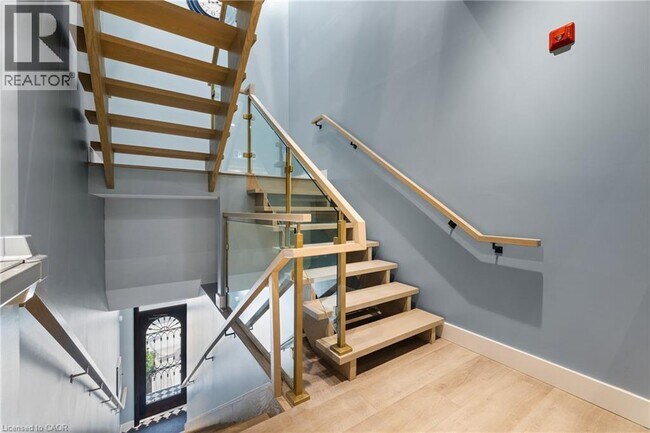 163 Main St E in Milton, ON - Building Photo - Building Photo