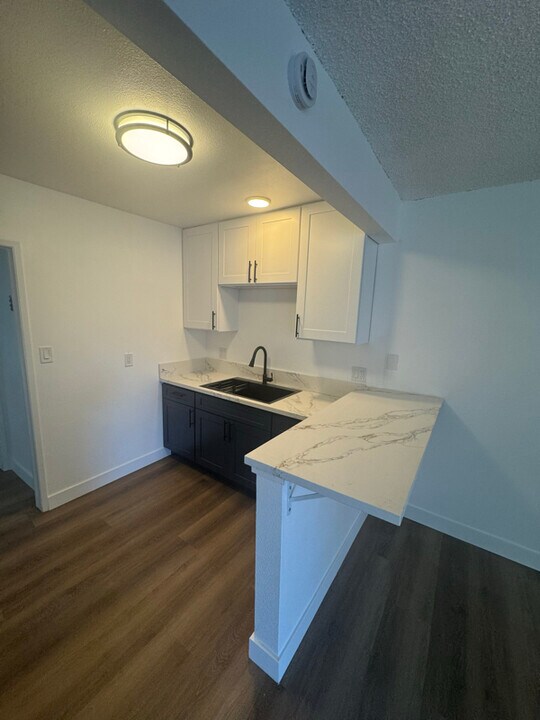 9361 Cellini Ave in Garden Grove, CA - Building Photo