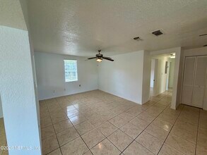 5903 Droad St in Jacksonville, FL - Building Photo - Building Photo