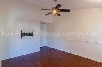 2105 St Michaels Dr in Arlington, TX - Building Photo - Building Photo