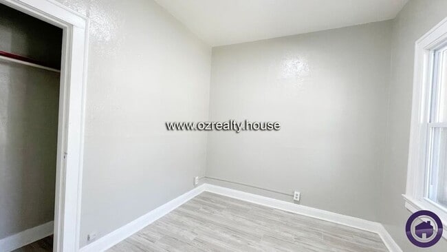 3430 Maple St in Toledo, OH - Building Photo - Building Photo