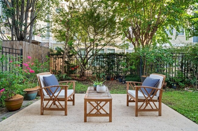 property at 2423 Beall St