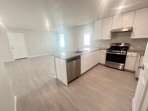 3230 Carducci Dr in Converse, TX - Building Photo - Building Photo