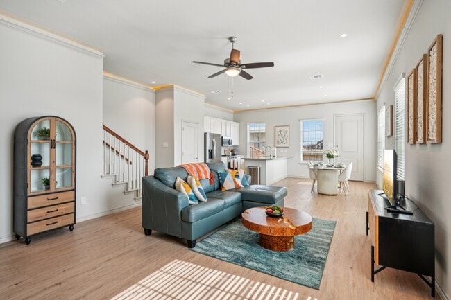 The Reserve at Red Oak in Red Oak, TX - Foto de edificio - Building Photo