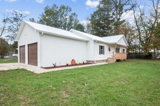 619 Blountsville St in Hanceville, AL - Building Photo - Building Photo