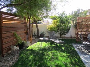 3925 Jamison Park Ln in North Las Vegas, NV - Foto de edificio - Building Photo