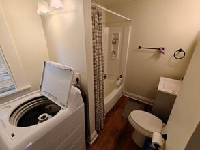 12 Morris St in Westfield, MA - Building Photo - Building Photo