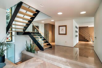 57 Baby Point Crescent in Toronto, ON - Building Photo - Building Photo