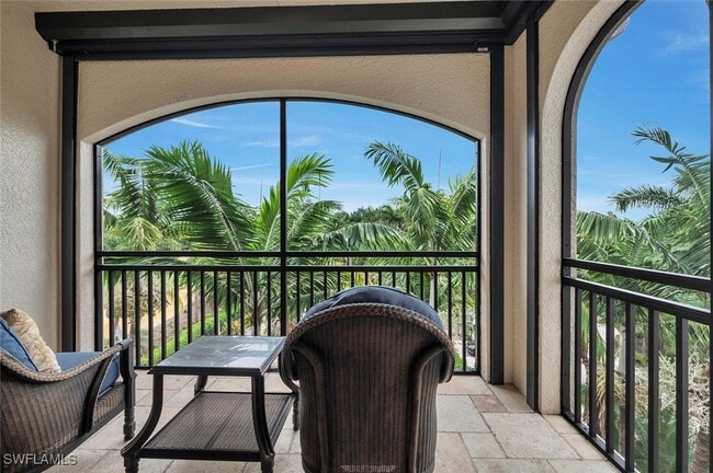 property at 2543 Marquesa Royale Ln