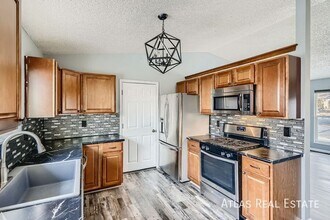 5485 Trout Creek Pass Dr in Colorado Springs, CO - Building Photo - Building Photo