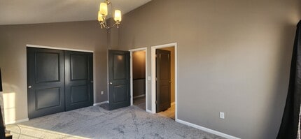 5637 Crystal Falls St, Unit Falls at Hayden Run in Dublin, OH - Building Photo - Building Photo