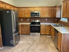 1609 Deer Creek Ln in Monroe, GA - Foto de edificio - Building Photo