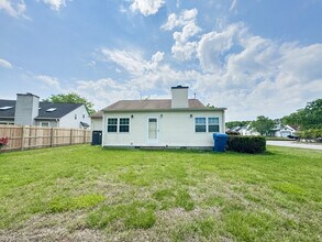 1944 Lewisham Way in Virginia Beach, VA - Building Photo - Building Photo