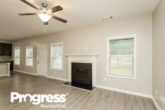 1072 Glenwyck Dr in Braselton, GA - Building Photo - Building Photo