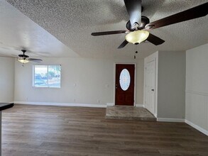 1470 Lynn Dr in Bullhead City, AZ - Building Photo - Building Photo