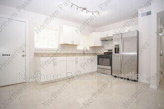 4920 Alps Dr in El Paso, TX - Building Photo - Building Photo