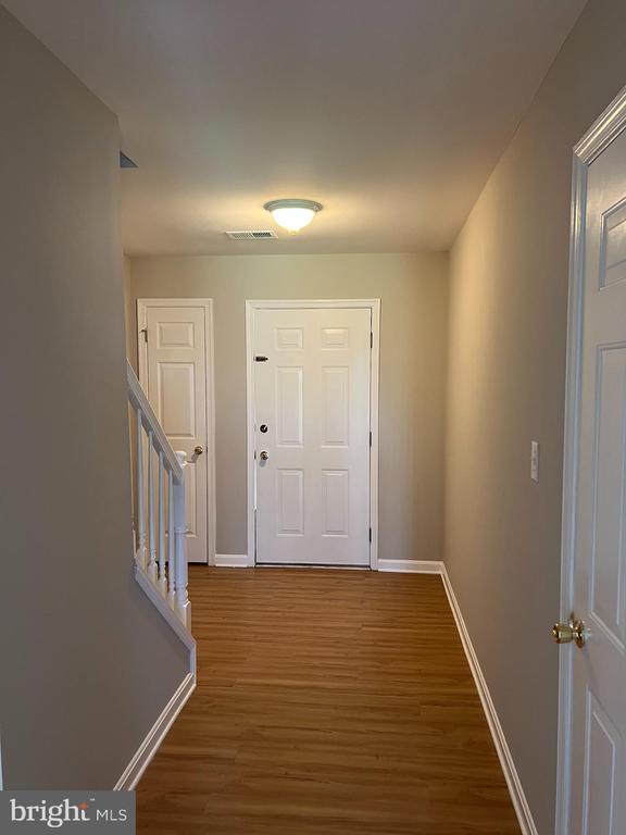 868 Aztec Dr in Martinsburg, WV - Building Photo - Building Photo