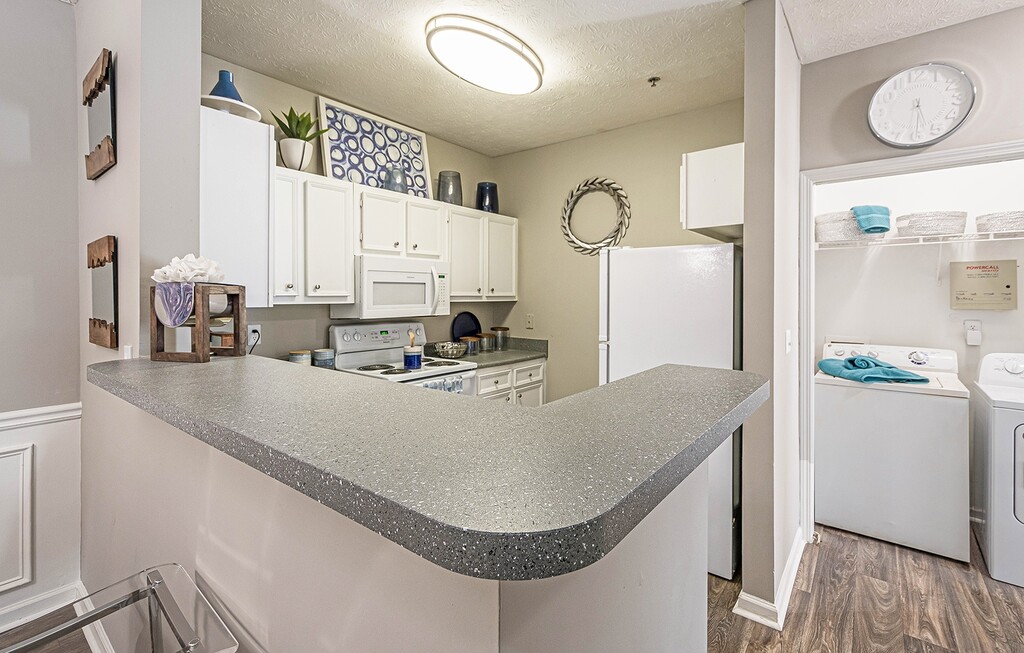 Canterbury Ridge Apartments in Canton, GA