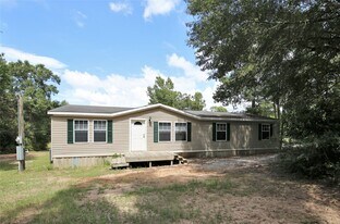 13261 Old Texaco Rd in Conroe, TX - Building Photo